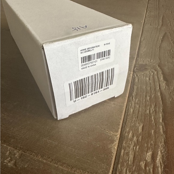 Barbie × Forever 21 Barbie Rhinestone
Water Bottle - Picture 6 of 6